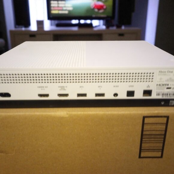 Ready To Play Microsoft Xbox One S 1TB Console Bundle - Picture 2 of 6